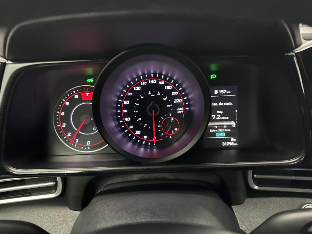 HYUNDAI ELANTRA 2021 - Image 17