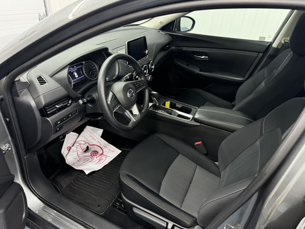 NISSAN SENTRA 2023 - Image 10