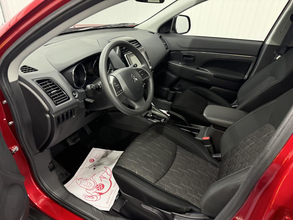 MITSUBISHI RVR 2024 - Image 11