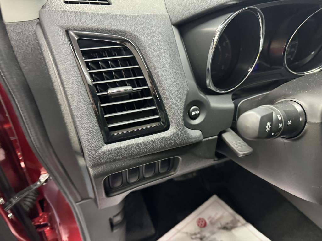 MITSUBISHI RVR 2024 - Image 13