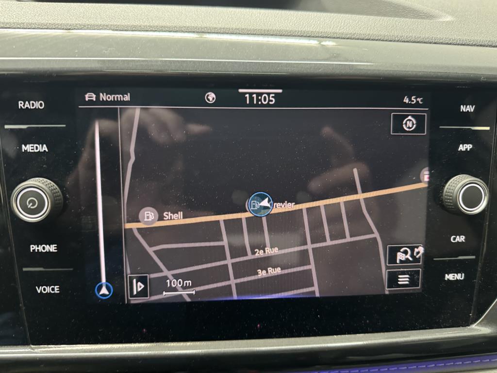 VOLKSWAGEN TAOS 2023 - Image 24