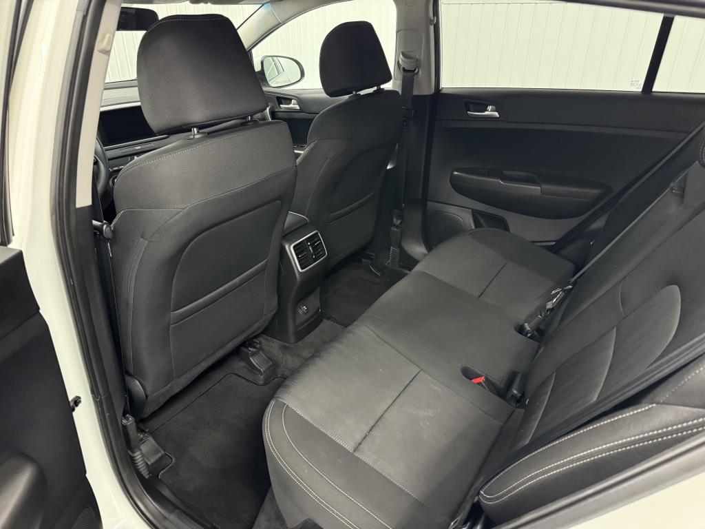 KIA SPORTAGE 2022 - Image 10