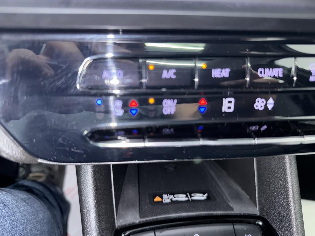 CHEVROLET BOLT EUV 2023 - Image 23