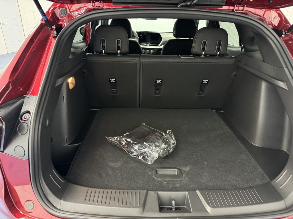 CHEVROLET TRAX 2025 - Image 8