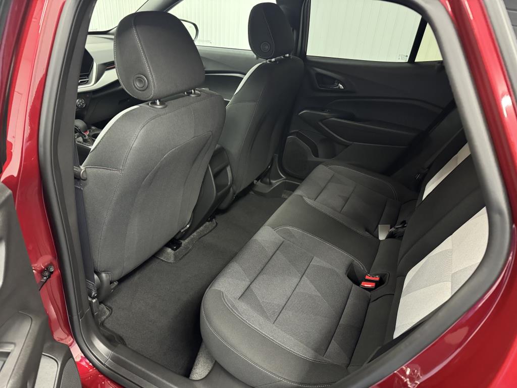 CHEVROLET TRAX 2025 - Image 9