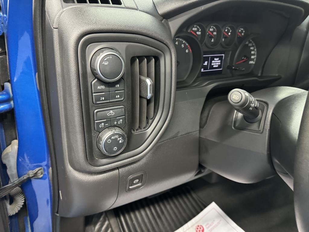 CHEVROLET SILVERADO 1500 2022 - Image 13