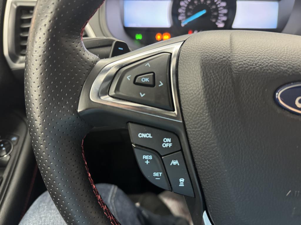 FORD EDGE 2022 - Image 17