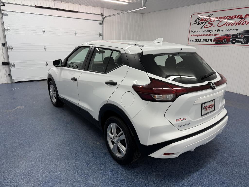 2024 NISSAN KICKS