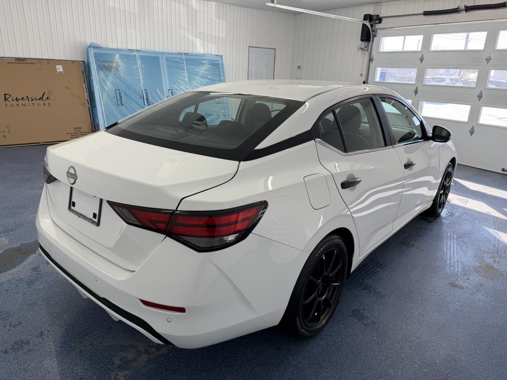 2024 NISSAN SENTRA