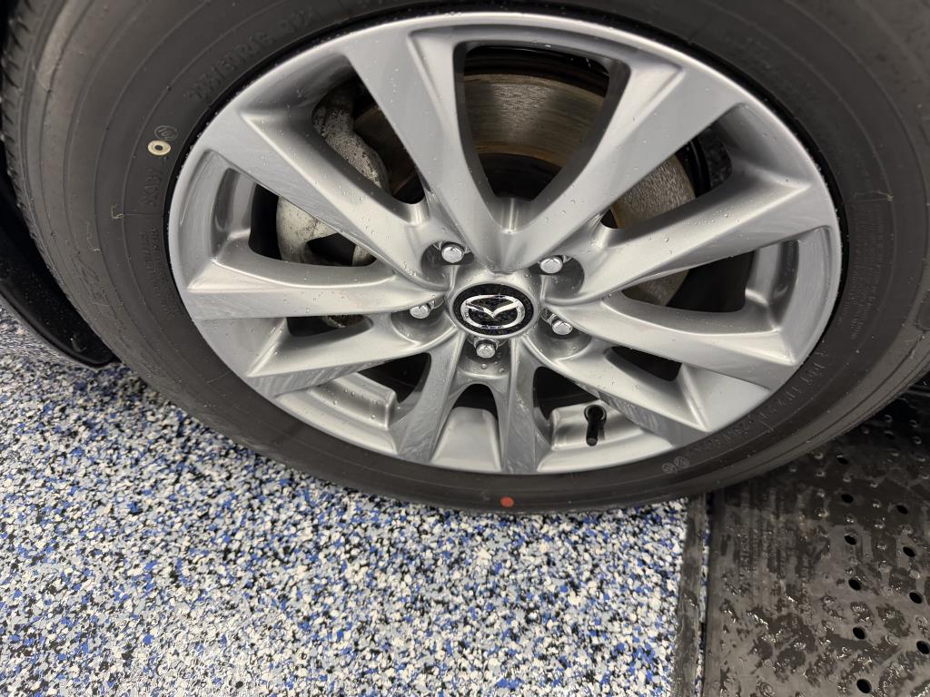 2025 MAZDA MAZDA3 SPORT