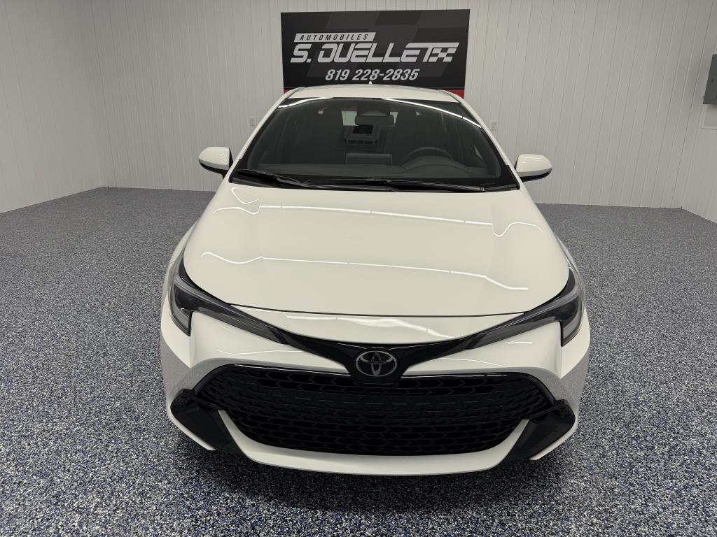 2025 TOYOTA COROLLA À HAYON