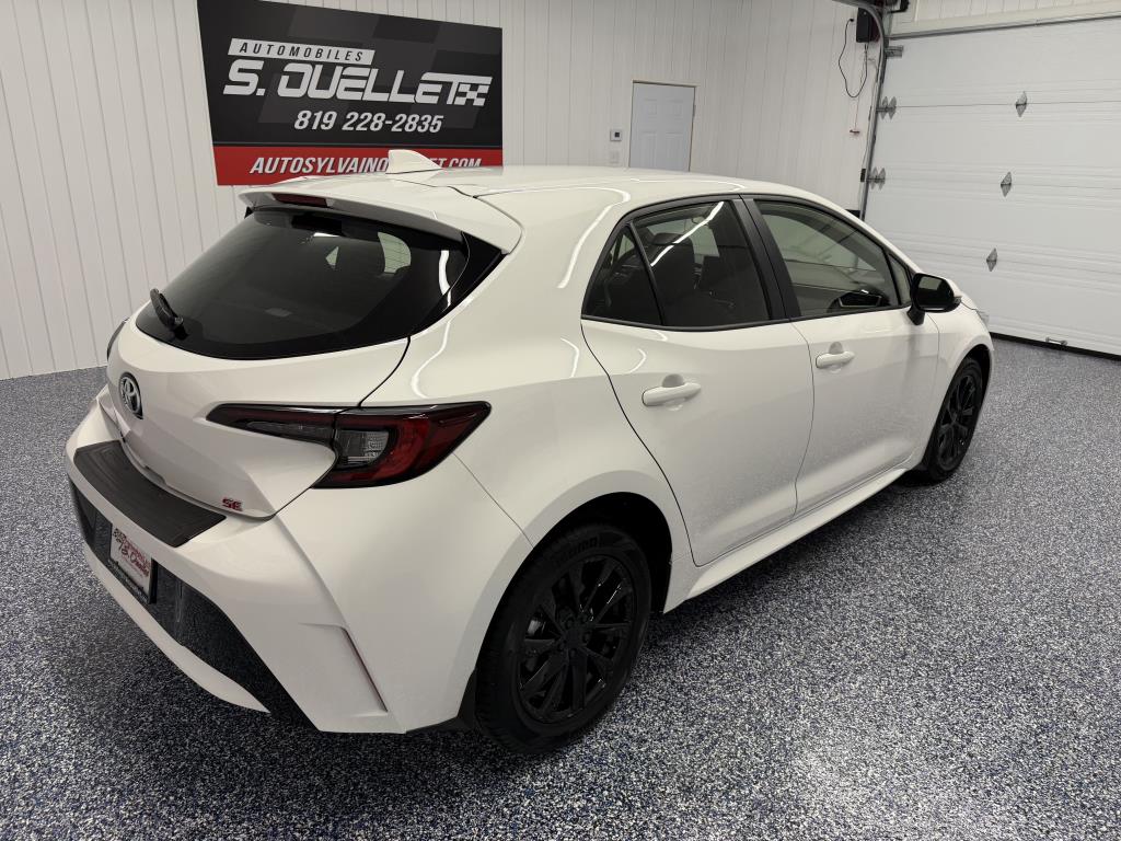 2025 TOYOTA COROLLA À HAYON