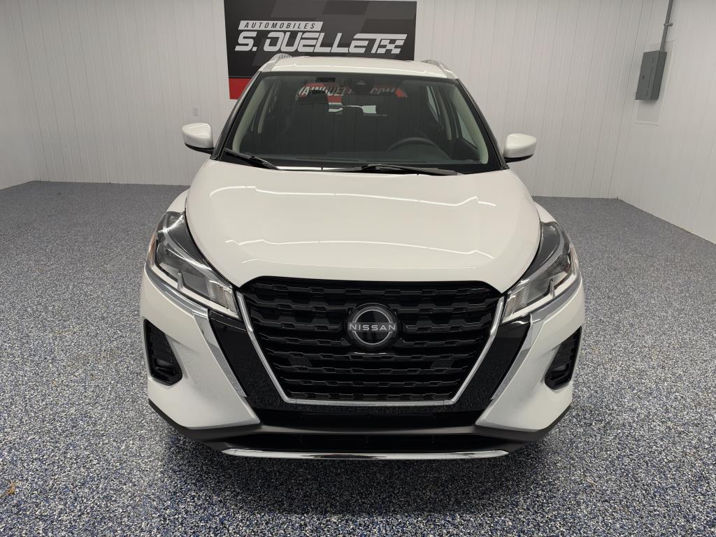2024 NISSAN KICKS