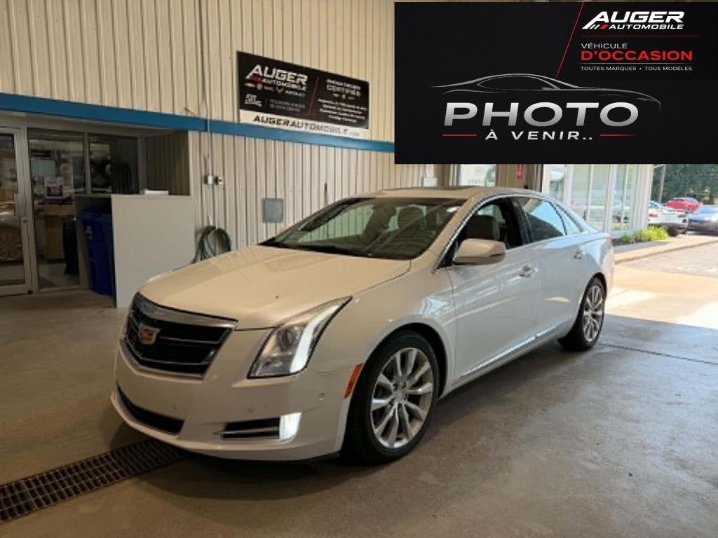 White (BLANC CRISTAL TRIPLE COUCHE) 2017 Cadillac XTS Sedan Front-Wheel Drive Automatic