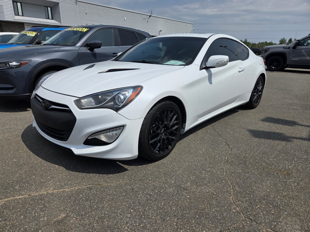 White 2016 Hyundai Genesis Coupe Coupe Manual