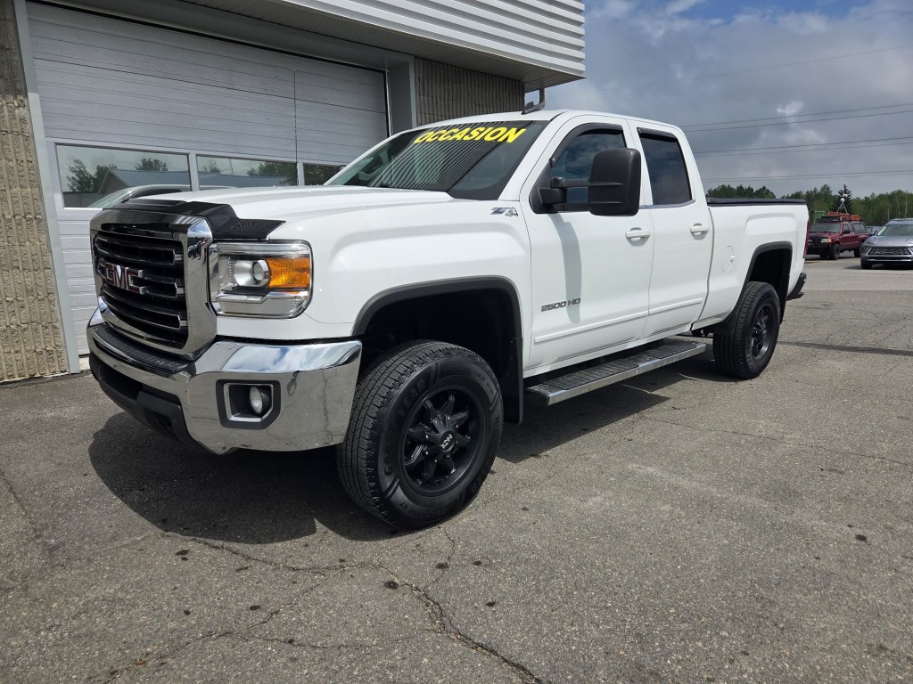 2015 GMC Sierra 2500HD SLE Double Cab SB 4WD