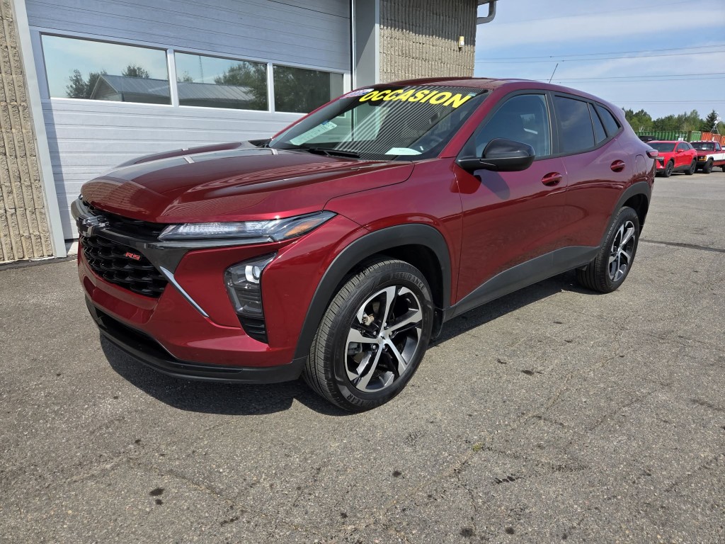 2024 Chevrolet Trax RS with 1RS FWD