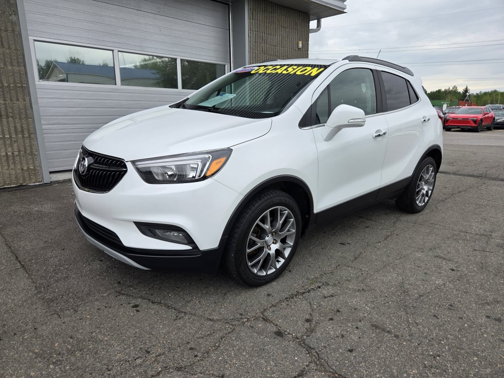 White (Blanc sommet) 2018 Buick Encore SUV / Crossover All-Wheel Drive Automatic