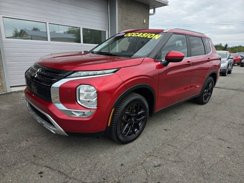 2023 Mitsubishi Outlander LE AWD