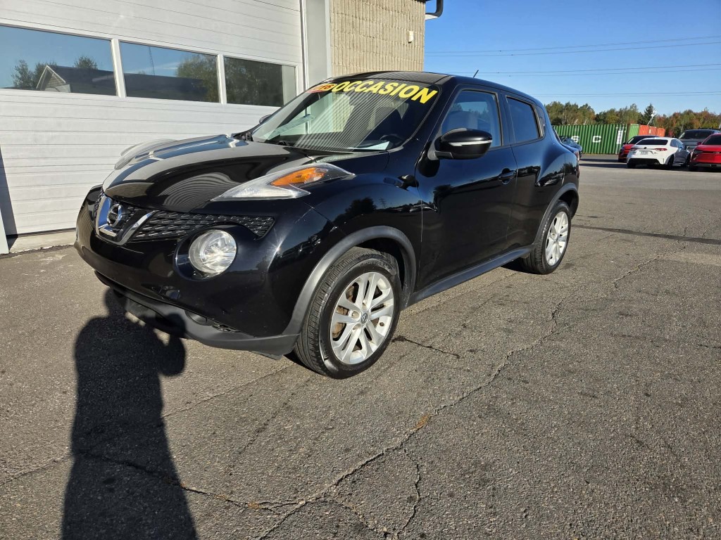 Black 2016 Nissan Juke SUV / Crossover Automatic