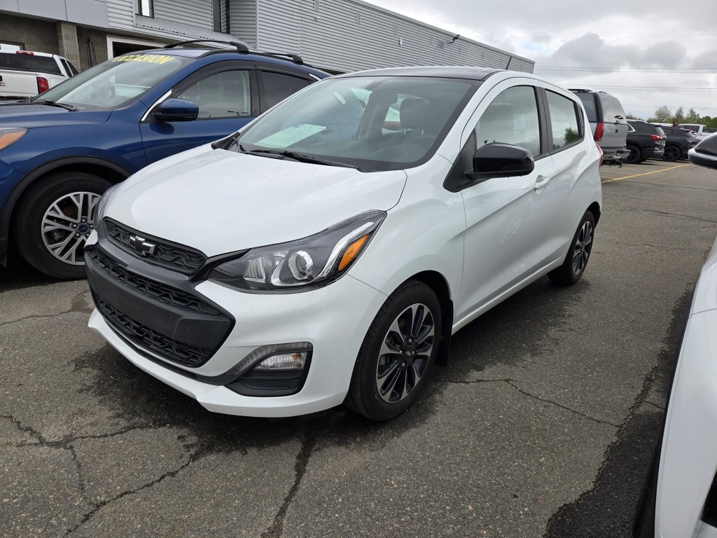 White 2021 Chevrolet Spark 1LT FWD Hatchback Front-Wheel Drive Automatic