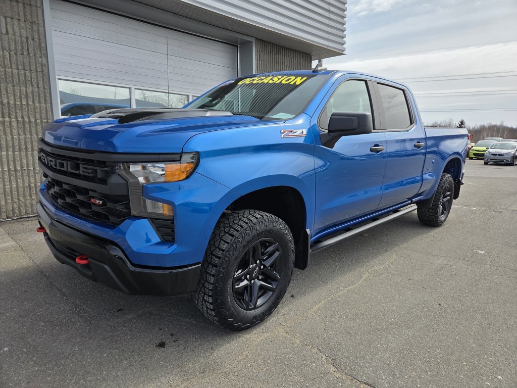 2024 Chevrolet Silverado 1500 Custom Trail Boss Crew Cab 4WD