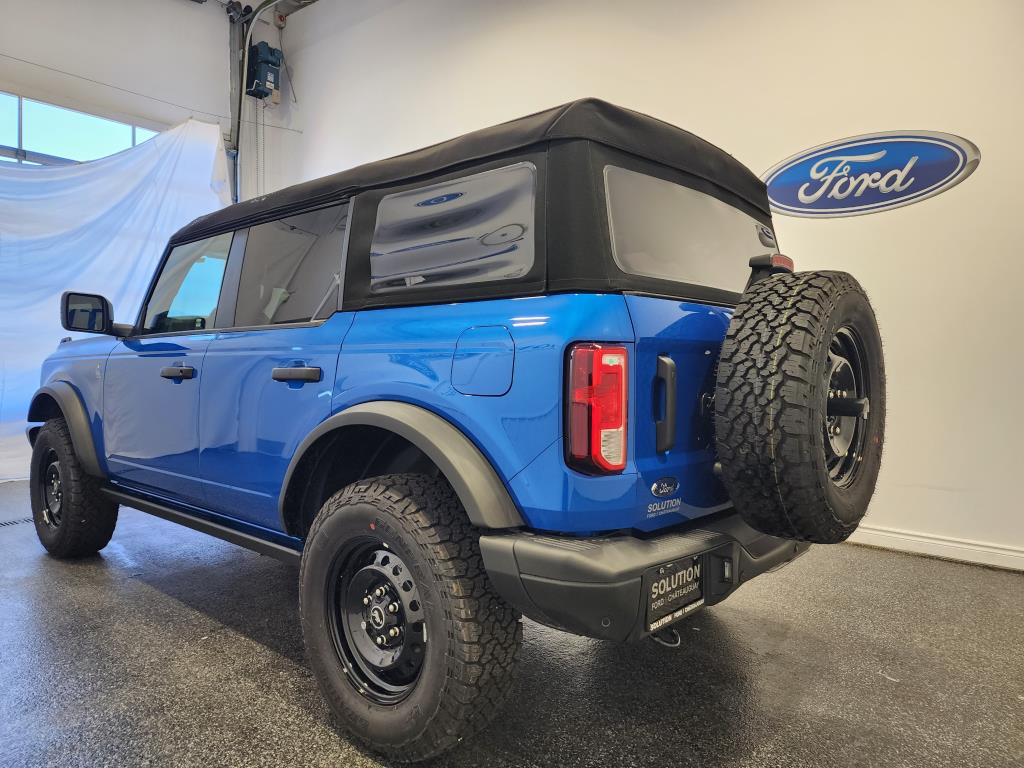 2023 FORD Bronco Châteauguay - photo #1