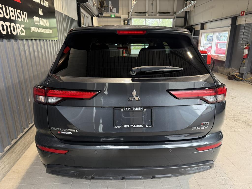 2024 Mitsubishi Outlander PHEV