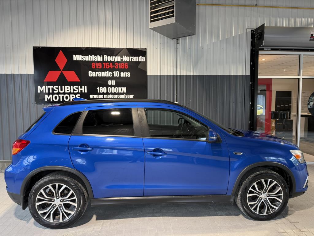 2019 Mitsubishi RVR