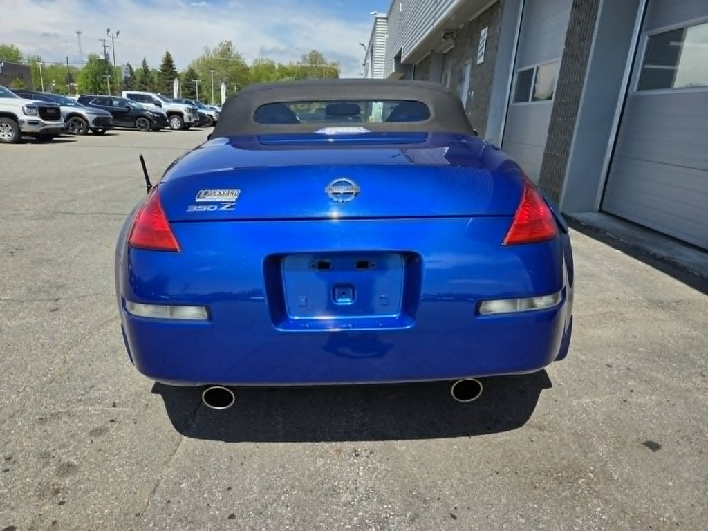 2004 Nissan 350Z