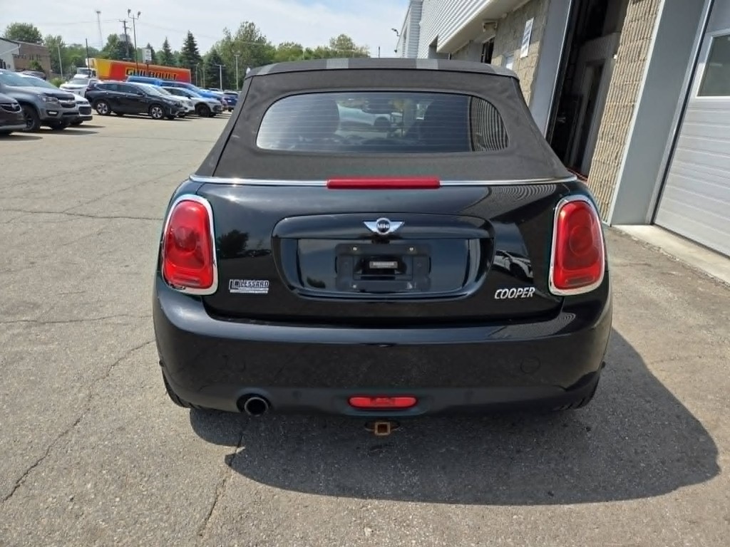 2017 MINI Cooper 3-door