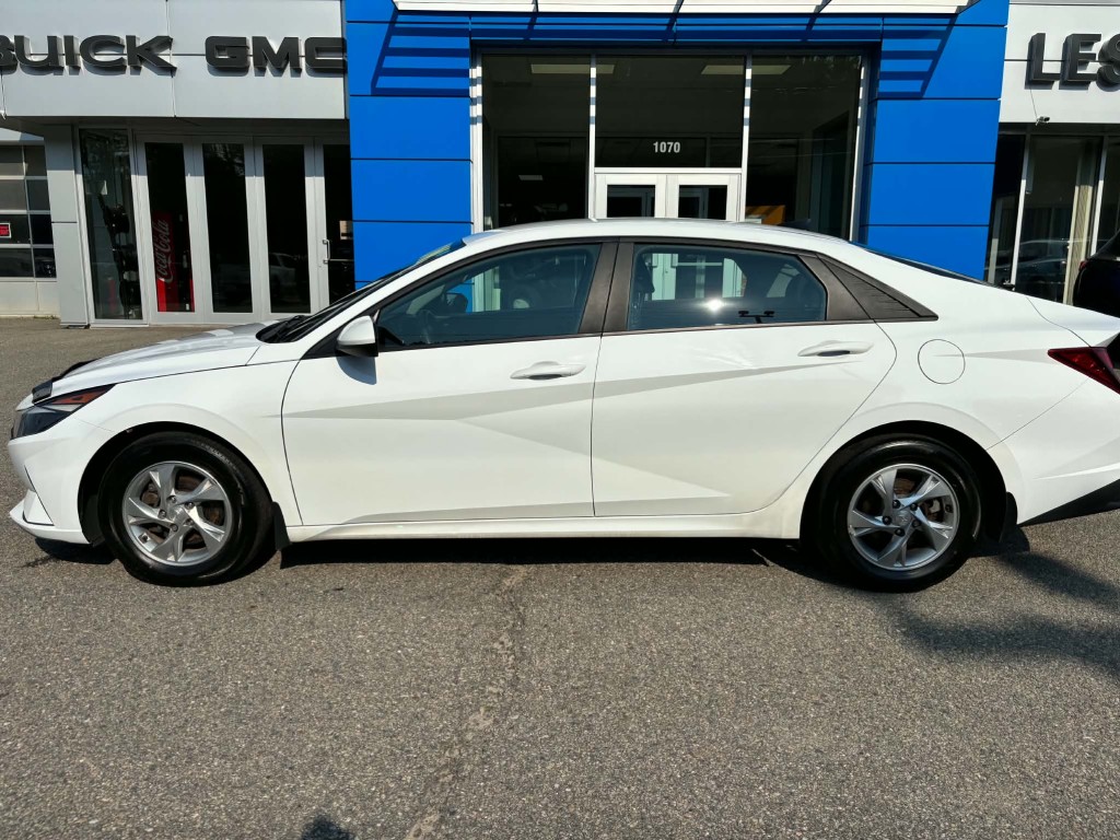 Hyundai Elantra 2023
